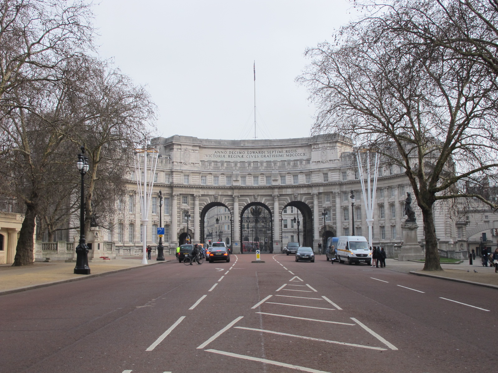 London-2012-Admiralty-Arch