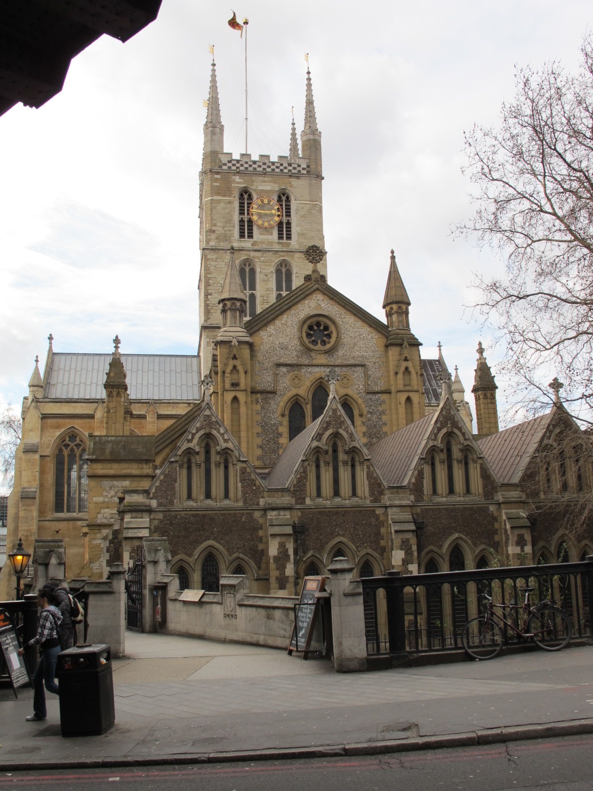 London-2012-church