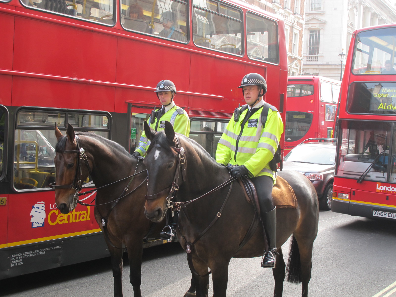 London-2012-longon-police-on-horse