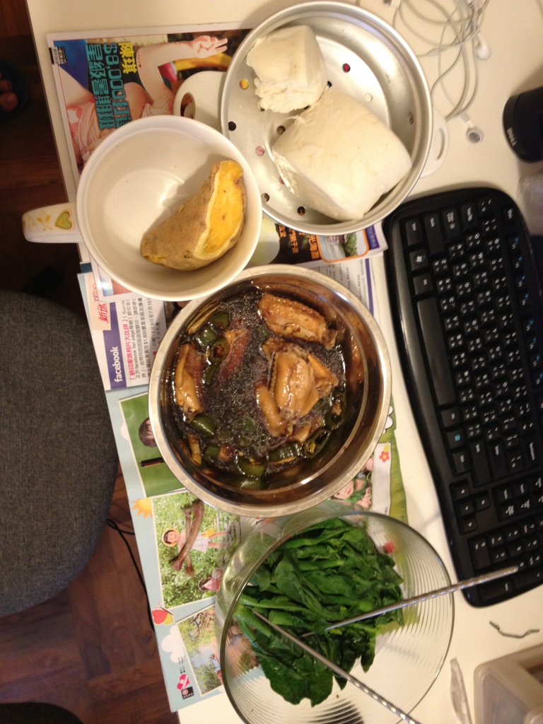 Lunch cooked by micro-waver in Tai Po Tsai